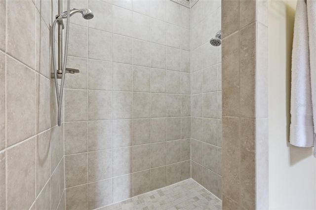 315 W BLUE WATER EDGE DRIVE, Eustis, FL 32736