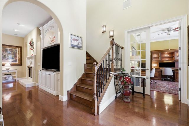 315 W BLUE WATER EDGE DRIVE, Eustis, FL 32736