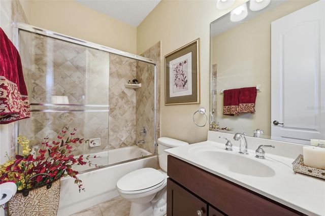 315 W BLUE WATER EDGE DRIVE, Eustis, FL 32736