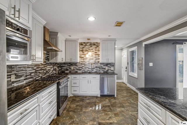 2200 ANN STREET, Monroe, LA 71201