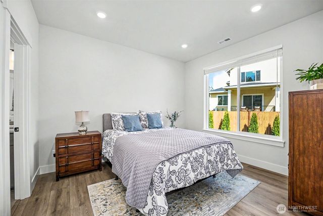 6410 213th Ave Court E, Bonney Lake, WA 98391