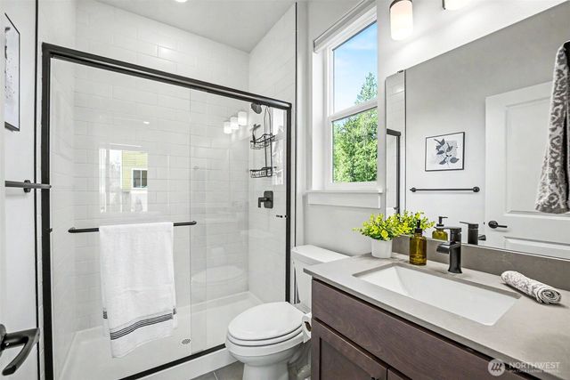 6410 213th Ave Court E, Bonney Lake, WA 98391