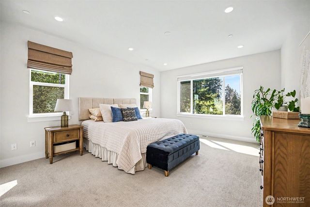 6410 213th Ave Court E, Bonney Lake, WA 98391