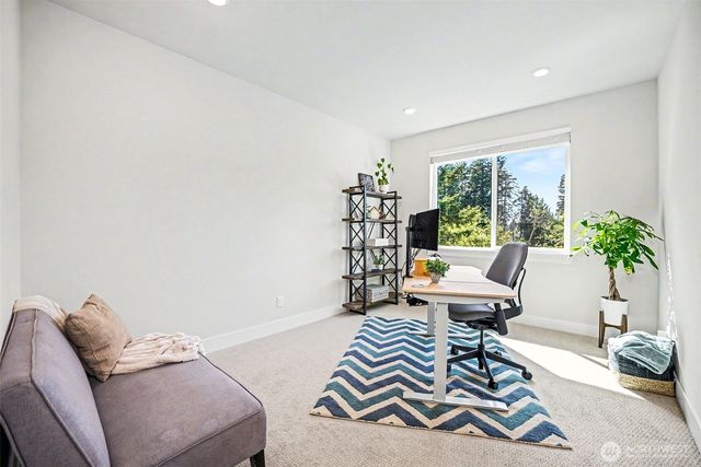 6410 213th Ave Court E, Bonney Lake, WA 98391