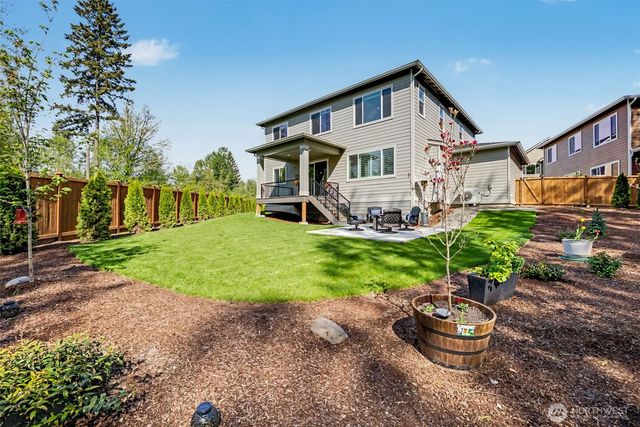 6410 213th Ave Court E, Bonney Lake, WA 98391