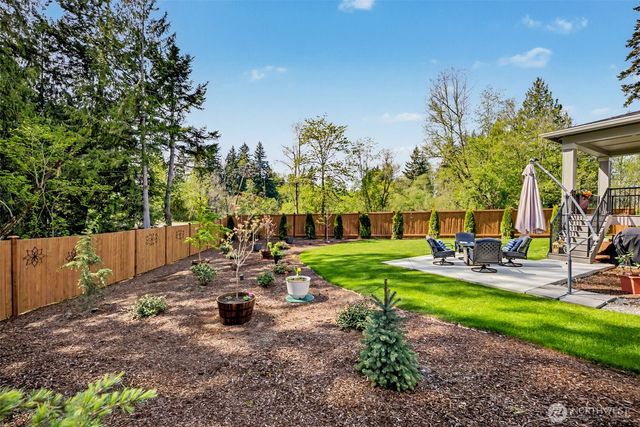 6410 213th Ave Court E, Bonney Lake, WA 98391