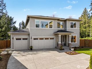 6410 213th Ave Court E, Bonney Lake, WA 98391