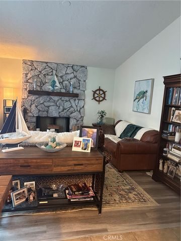 23295 Continental Drive, Canyon Lake, CA 92587