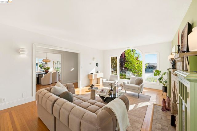 3600 Quigley St, Oakland, CA 94619