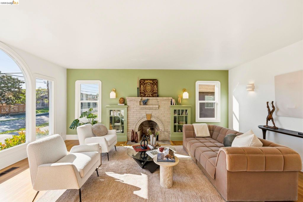 3600 Quigley St, Oakland, CA 94619