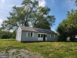 1471 S DUPONT HWY, New Castle, DE 19720