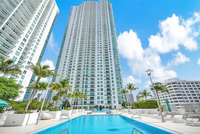 950 Brickell Bay Dr 4204, Miami, FL 33131