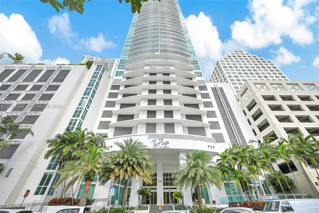 950 Brickell Bay Dr 4204, Miami, FL 33131