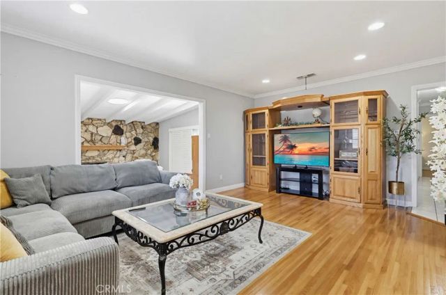 555 W Shadwell, Carson, CA 90745