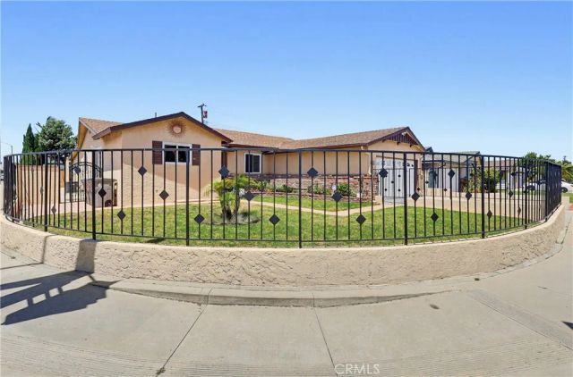 555 W Shadwell, Carson, CA 90745