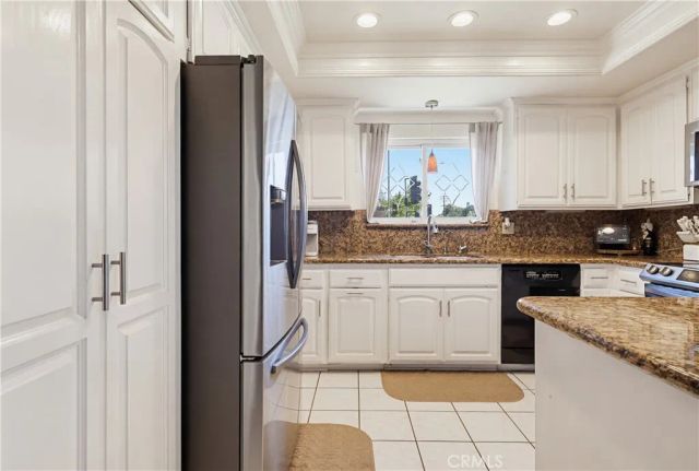 555 W Shadwell, Carson, CA 90745