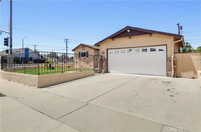 555 W Shadwell, Carson, CA 90745