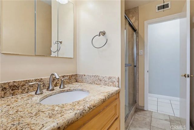 555 W Shadwell, Carson, CA 90745
