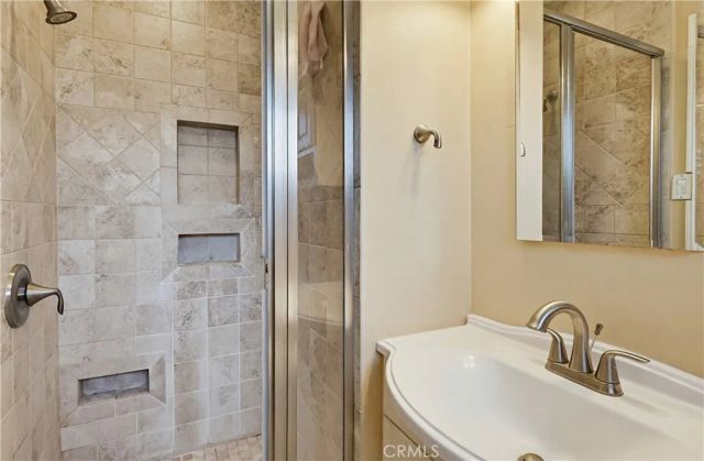 555 W Shadwell, Carson, CA 90745