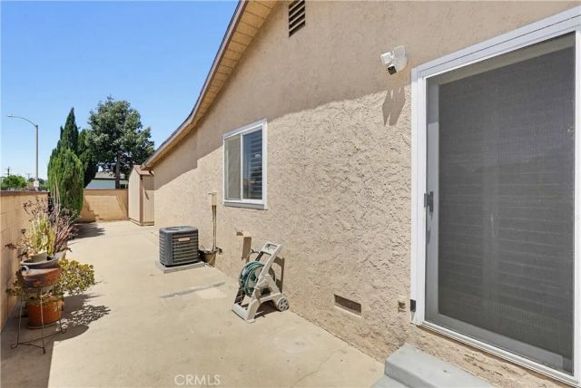 555 W Shadwell, Carson, CA 90745