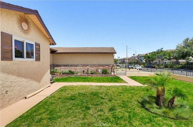 555 W Shadwell, Carson, CA 90745