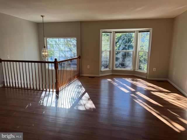 11105 DOUBLEDAY LN, Manassas, VA 20109
