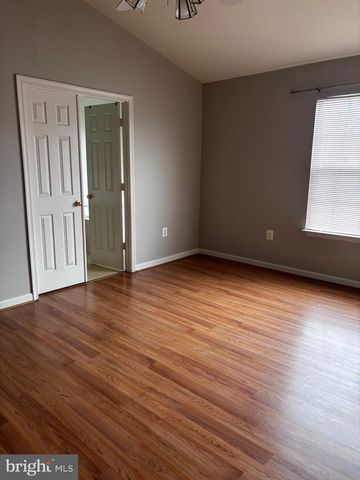 11105 DOUBLEDAY LN, Manassas, VA 20109