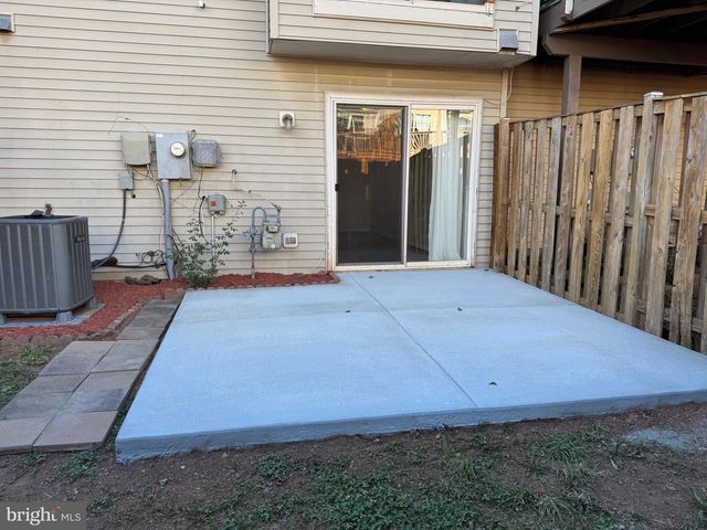 11105 DOUBLEDAY LN, Manassas, VA 20109