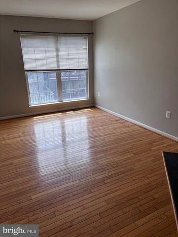 11105 DOUBLEDAY LN, Manassas, VA 20109