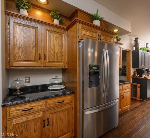 4063 Dunoon Circle NW, Canton, OH 44718