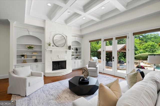 1084 West Nancy Creek Drive, Atlanta, GA 30319
