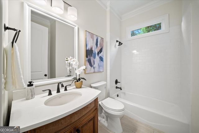 1084 West Nancy Creek Drive, Atlanta, GA 30319