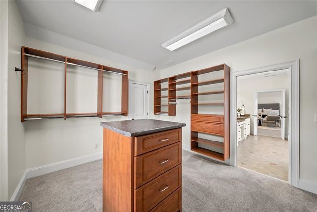 1084 West Nancy Creek Drive, Atlanta, GA 30319