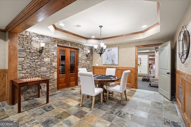 1084 West Nancy Creek Drive, Atlanta, GA 30319