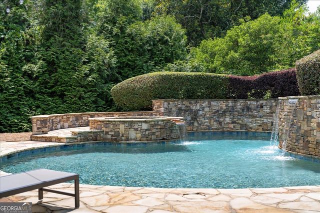 1084 West Nancy Creek Drive, Atlanta, GA 30319