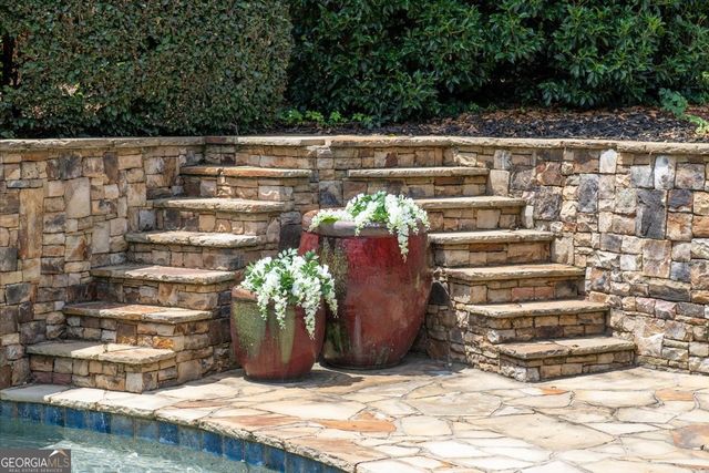 1084 West Nancy Creek Drive, Atlanta, GA 30319