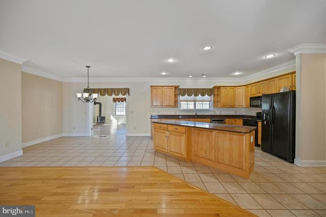 17882 POTATO LN, Bridgeville, DE 19933