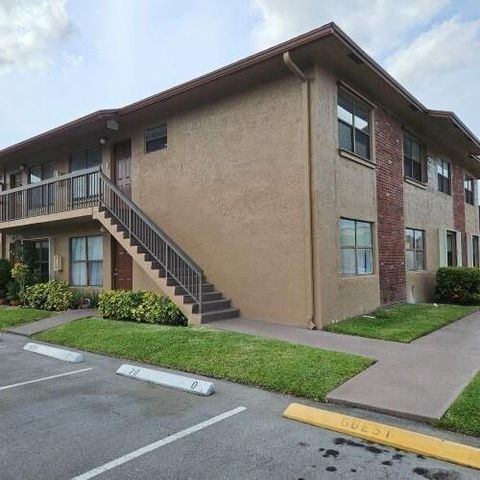 10039 Winding Lake Road 202, Sunrise, FL 33351