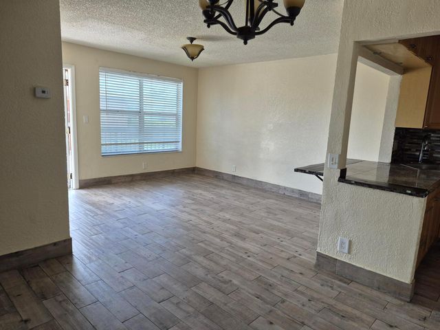 10039 Winding Lake Road 202, Sunrise, FL 33351