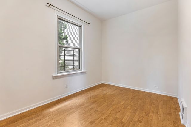 2138 W Wellington Avenue 1, Chicago, IL 60618