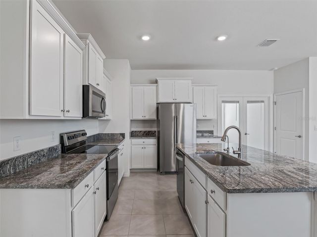 5536 NW 40TH LOOP, Ocala, FL 34482