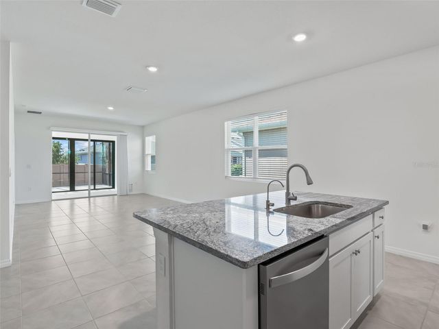 5536 NW 40TH LOOP, Ocala, FL 34482