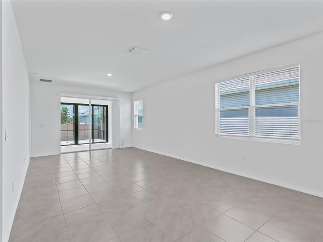 5536 NW 40TH LOOP, Ocala, FL 34482