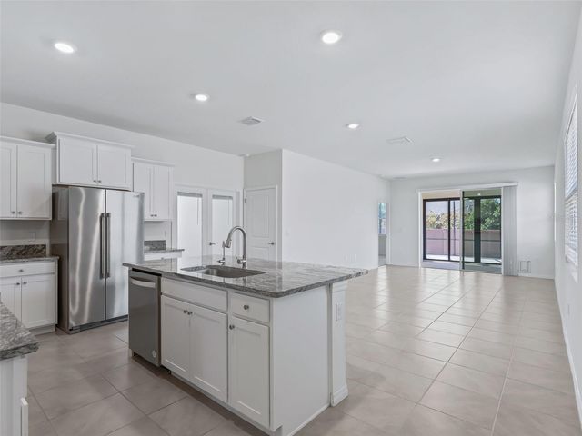 5536 NW 40TH LOOP, Ocala, FL 34482