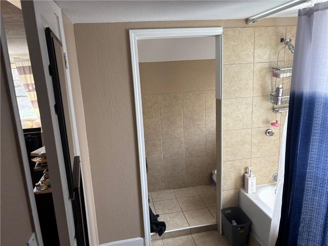 4319 Victory Drive, Kansas City, KS 66102