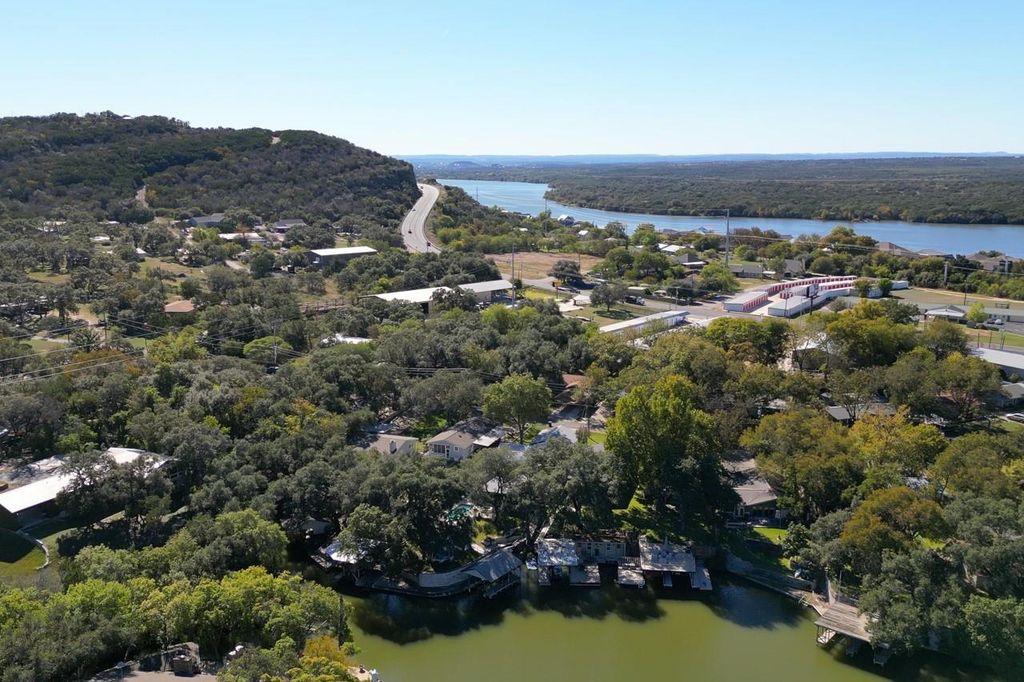 1117 County Road 132B, Kingsland, TX 78639