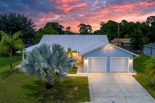 937 SW SOUTH GLOBE Avenue, Port St. Lucie, Port St Lucie, FL 34953