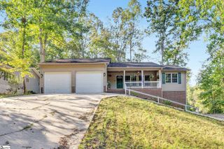 207 N Hogan Drive, Westminster, SC 29693