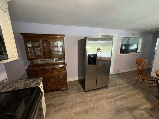 123 wampanoag Road, Warwick, RI 02818