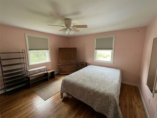 123 wampanoag Road, Warwick, RI 02818